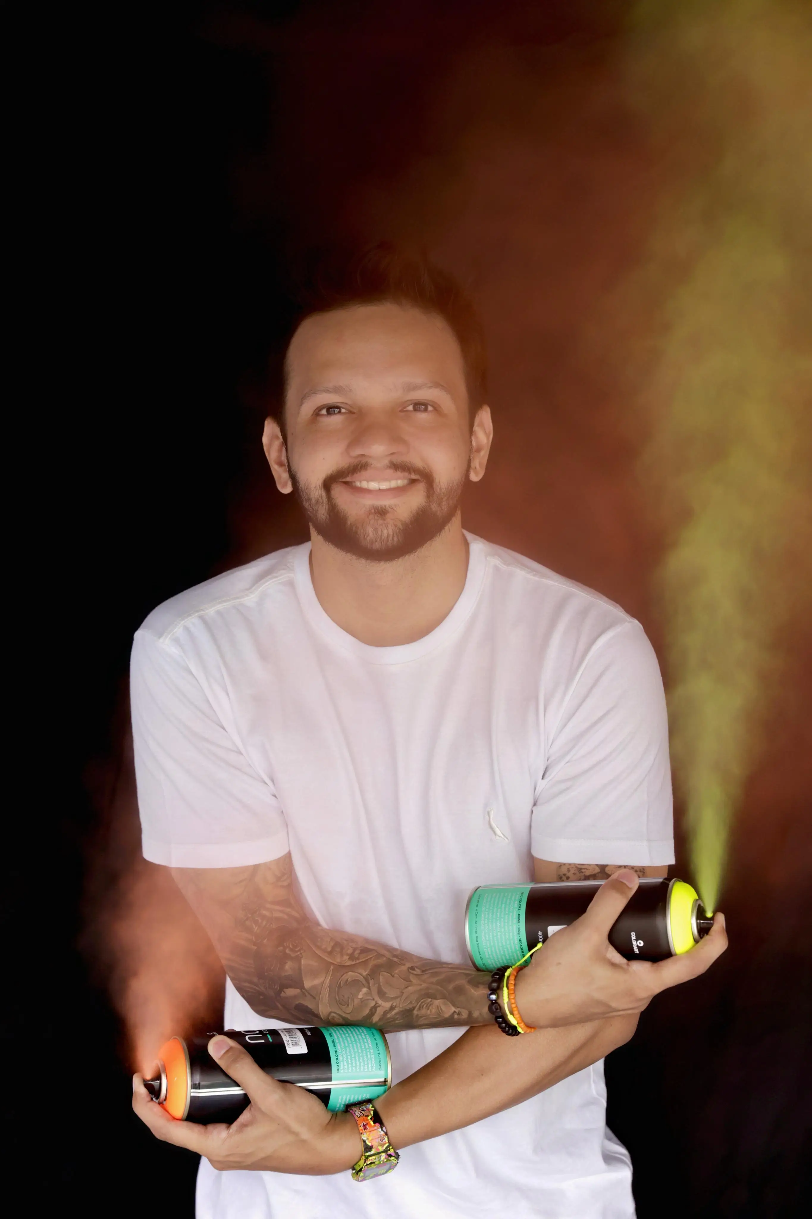 Portrait of the artist Renner Cruz